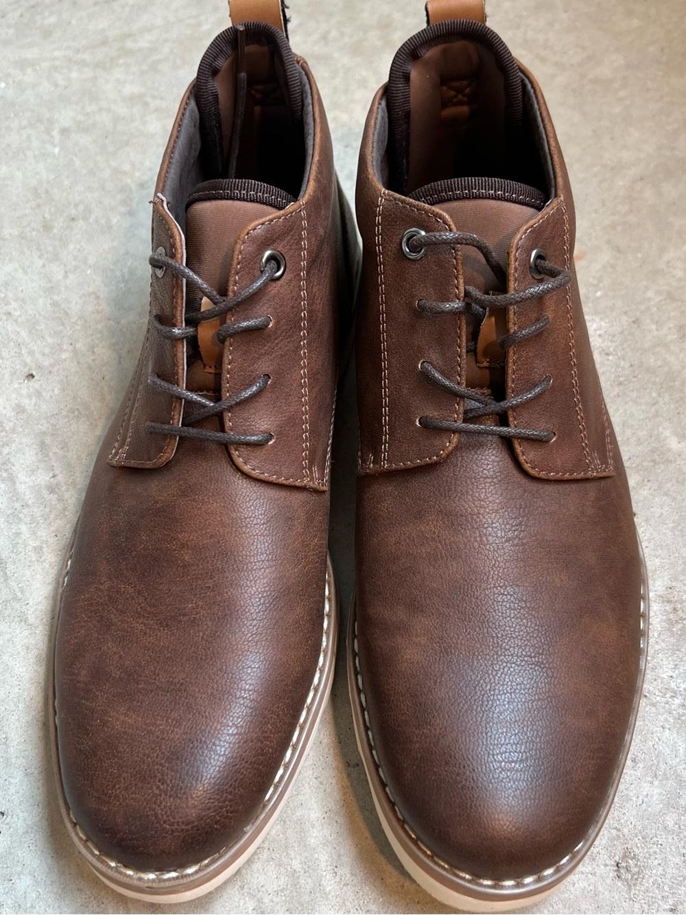 Madden Men's Brown Leather Chukka Boots —size 8.5